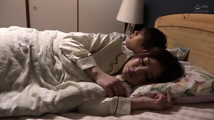 [JP] Couple Exchange Perverted Wives Who Can Not Refuse The Request Of Their Best Friend And Fall Into Pleasure With Other Sticks Hatsune Minori Kitano Yuna