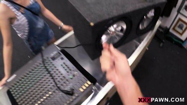 Stevie Sixx   Boom Goes The Bass   XXX Pawn