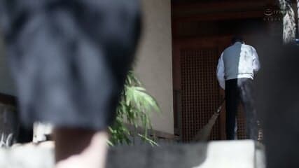 Beautiful Lingerie, Married Woman Insurance Saleswoman Momo Marina's Punishment of Being Stained with Saliva and Semen