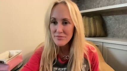 Old woman Brandi Love live stream