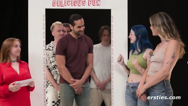 Tinder IRL 5 Gameshow 1