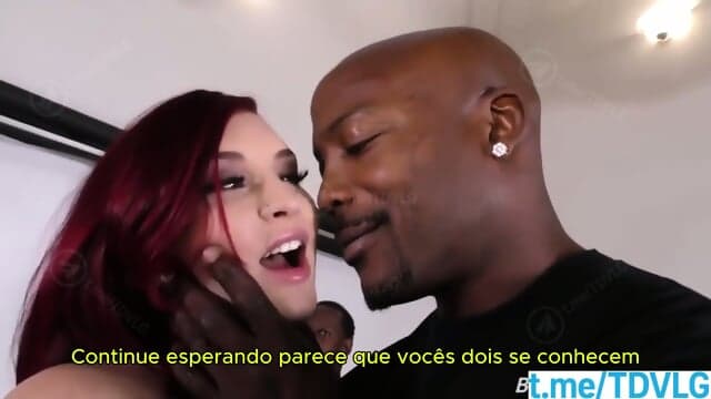 Os Cara Invadiu O Ensaio Fotografico Para Foder A Ruiva Gostosa LEGENDADO