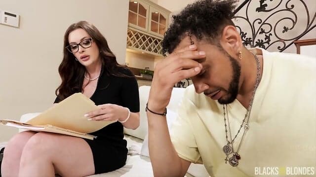 BlacksOn Blondes Unexpected Threesome With Lindsay Lee