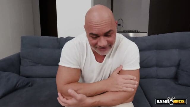 Big Bouncing Boobs And Buns