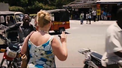 White sugarmummy regrets her decision with Kenyan sugar boy